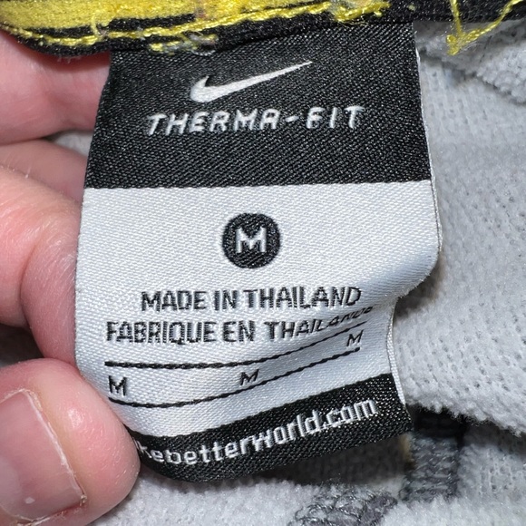 Nike Therma-FIT Ankle Zip Pants - Picture 10 of 11